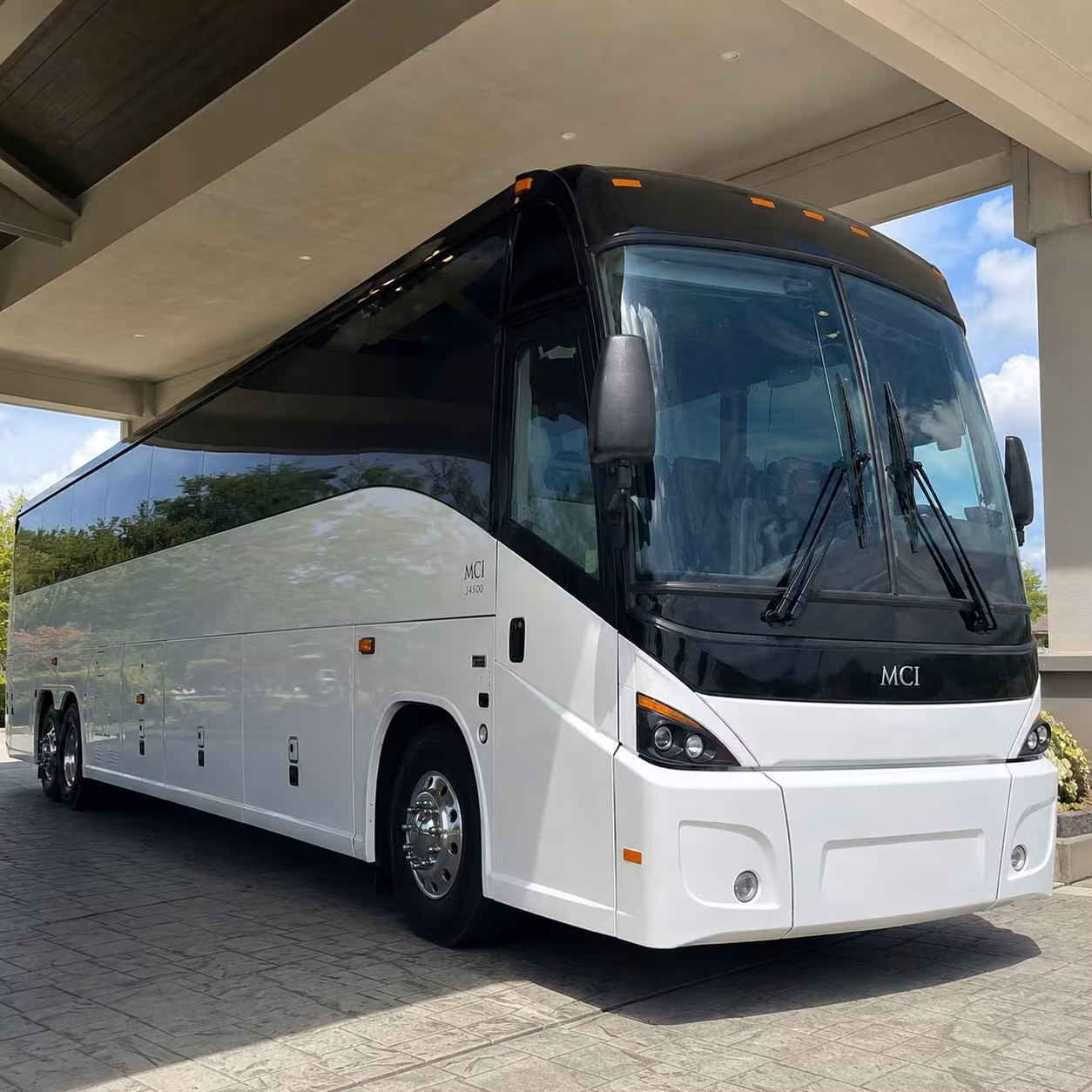booking military bus rentals for los alamitos and orange county installations