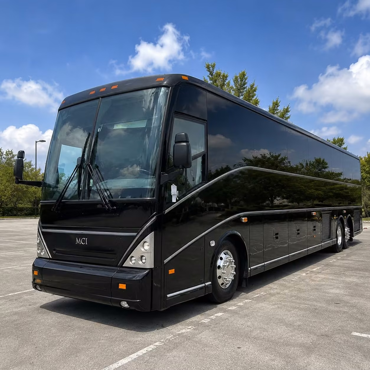 charter buses for large groups heading to southern california amphitheaters